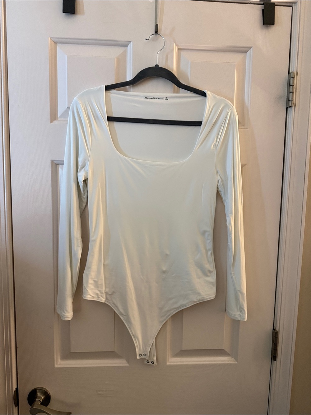 Abercrombie & Fitch Cream Long-Sleeve Scoop-Neck Bodysuit